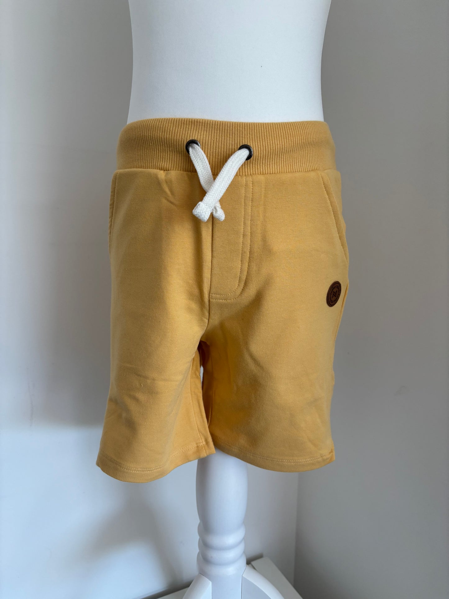 2 shorts garçons