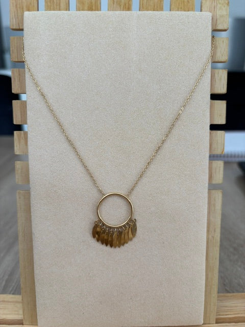Collier Cercle Doré à Pampilles