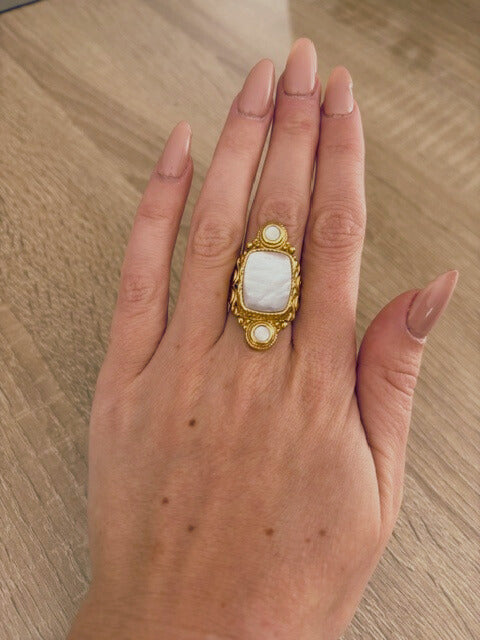 🤍 Bague “Ivoire Sacré"