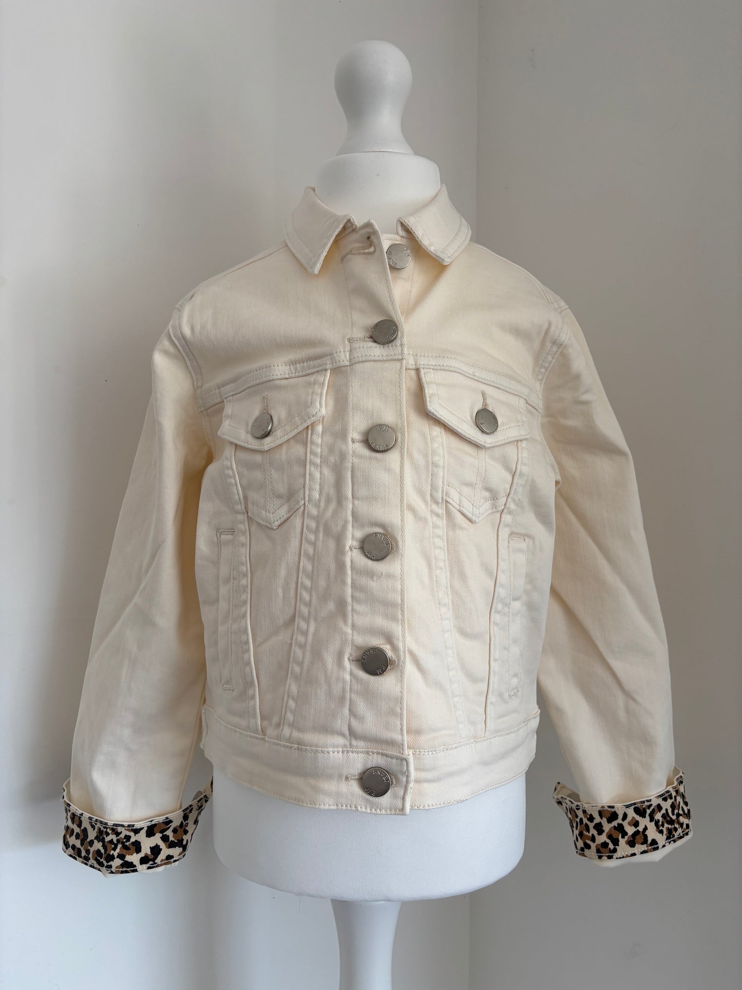Veste en jean léopard